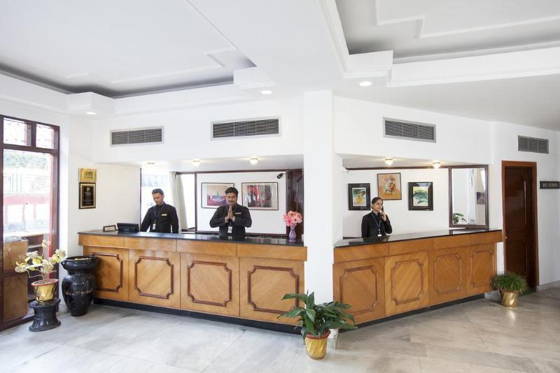 Sterling Manali Hotel Exterior photo