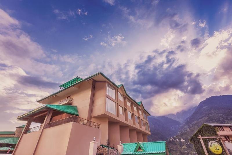 Sterling Manali Hotel Exterior photo